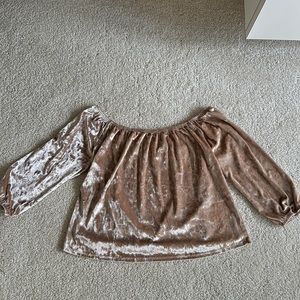 Hollister velvet off the shoulder top